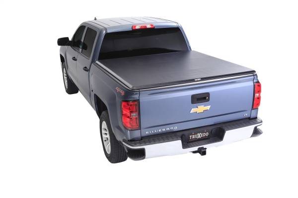 Truxedo - Truxedo TruXport Tonneau Cover 14-18 (19 Leg/Lim) Silv/Sierra 5ft.9in. - 271801