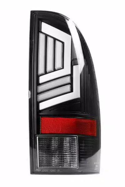 Winjet - Winjet SEQUENTIAL TAIL LIGHTS-GLOSS BLACK / CLEAR - CTWJ-0704-GBC-SQ