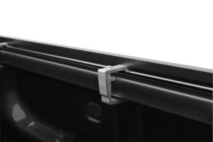 Truxedo - Truxedo TruXport Tonneau Cover 14-18 (19 Leg/Lim) Silv/Sierra 1500/15-19 2500HD/3500HD 6ft.6in. - 272001 - Image 4